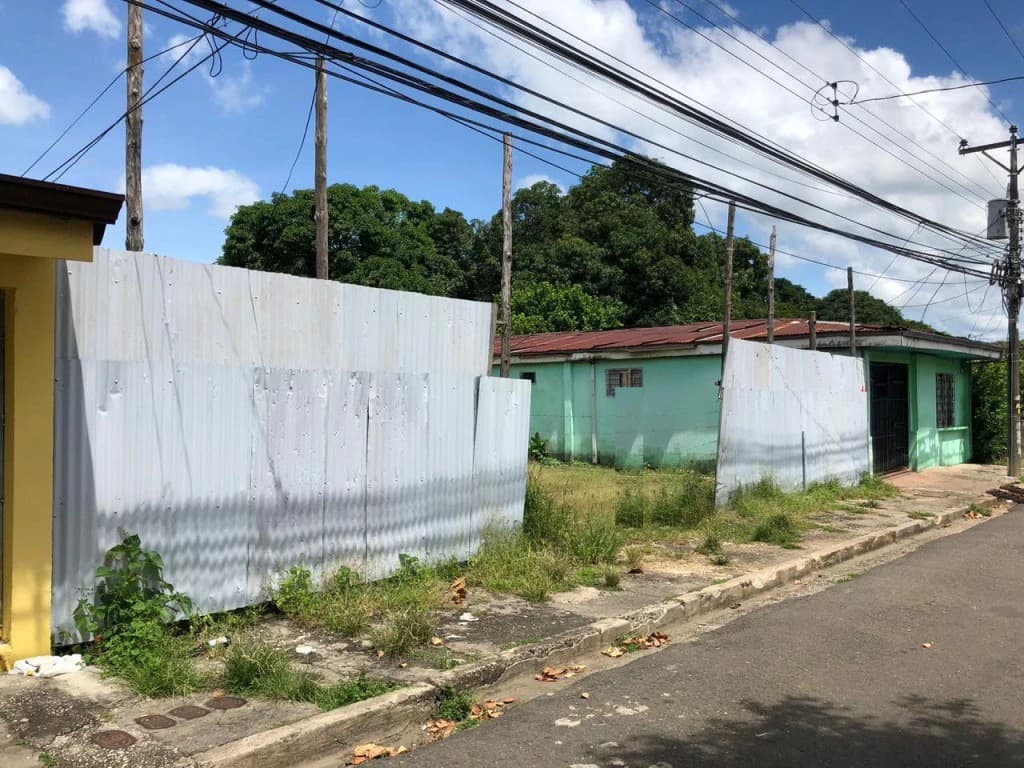 Corner lot in the Center of Nicoya - photo 4