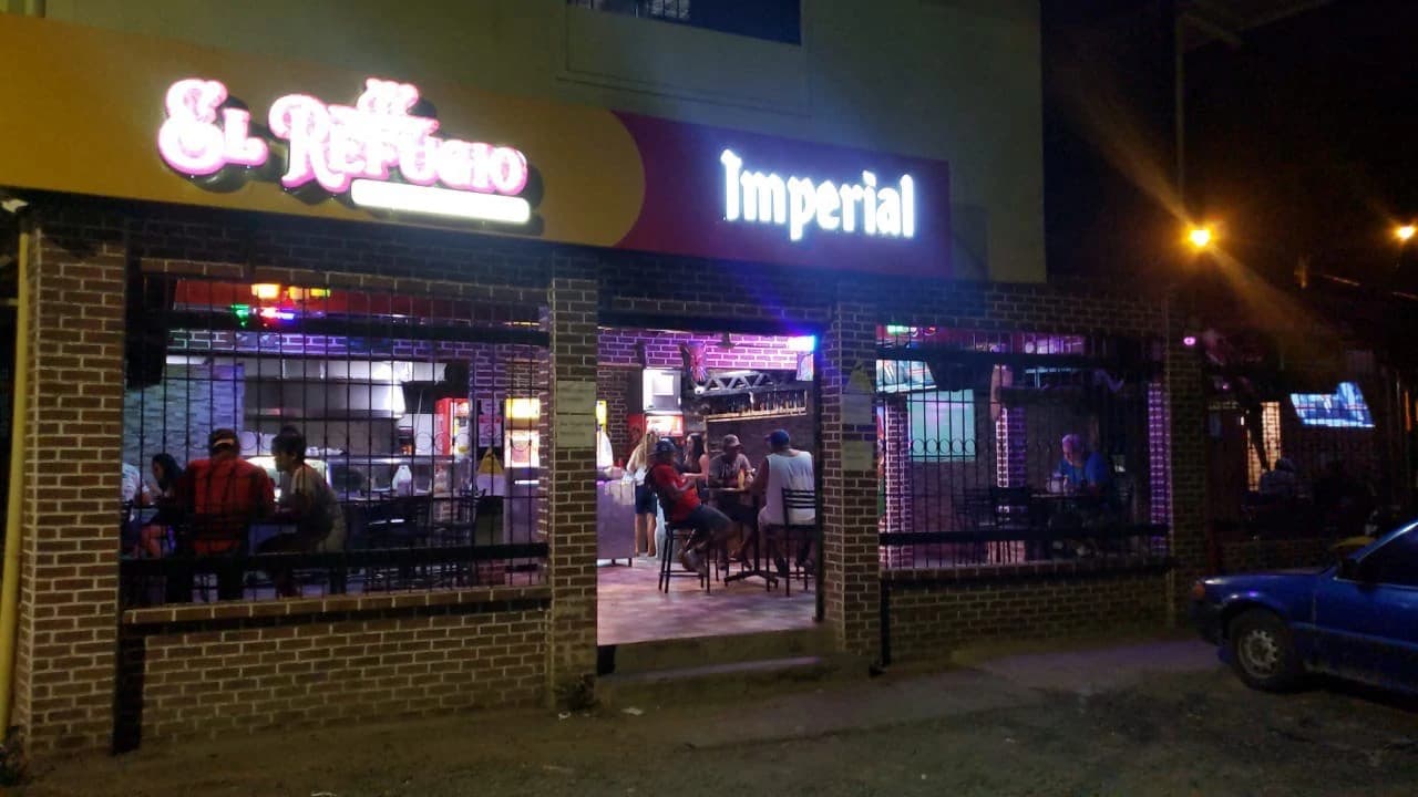 Near the Coast Bar/Nightclub For Sale in Bratsi - photo 11