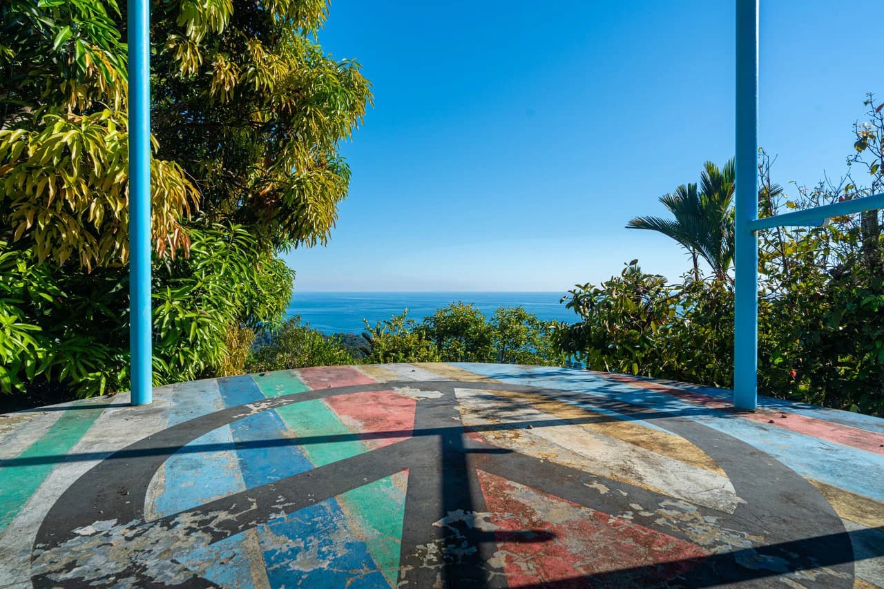 Casa Vista Harmonia: Legendary Ocean Views and Sustainable Living! - photo 40