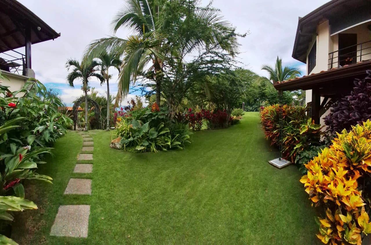 Bali Estate: Indonesia Inspired Luxury Estate - photo 11