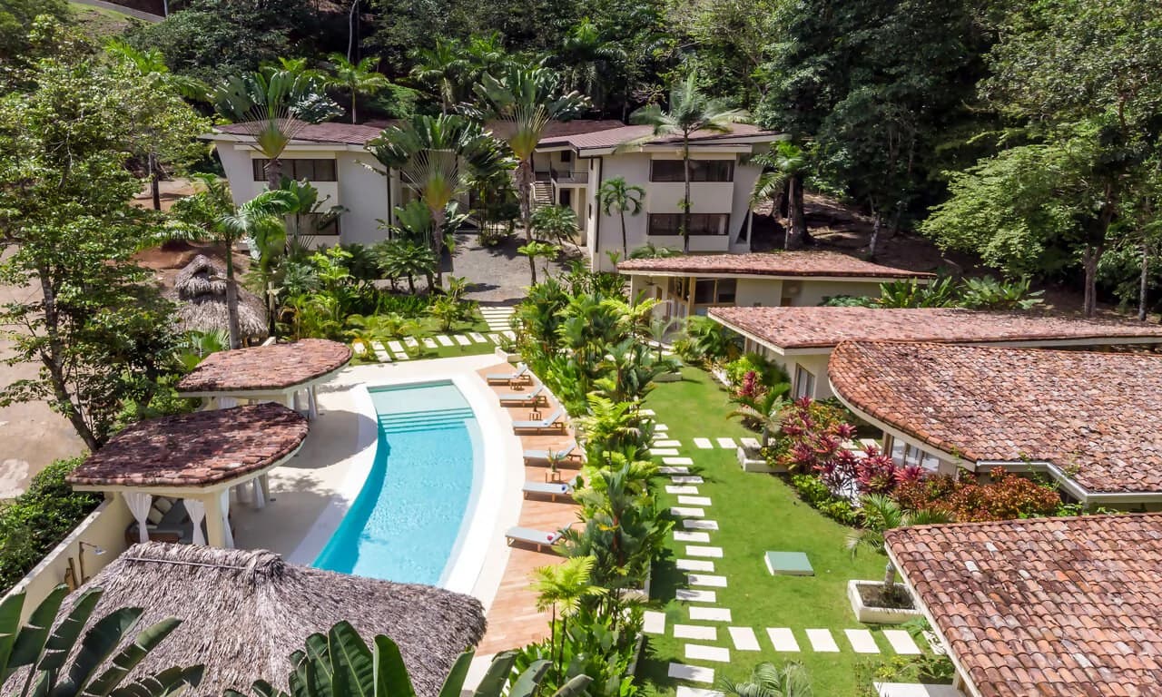 VILLA #1: Luxury apartment overlooking the beautiful forest, on the second level with 2 bedrooms for sale - photo 59