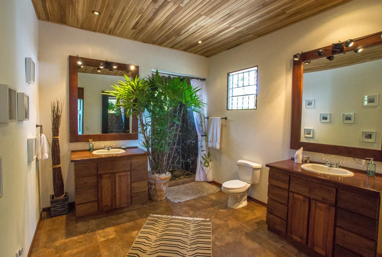 Luxury Vacation Rental Villas for Sale with Amazing Views of Lake Arenal - photo 50