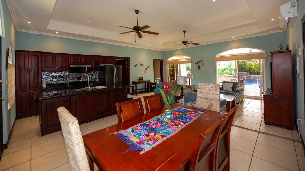 Fantastic Casa Paraiso Azul: In Demand Community in Bejuco, just 400 yards from the beach! - photo 5