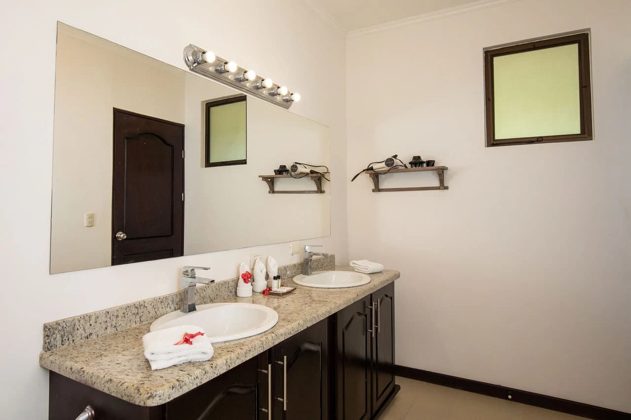 Manuel Antonio 3 bedroom- 3 bath with pool in Gated Development - photo 30