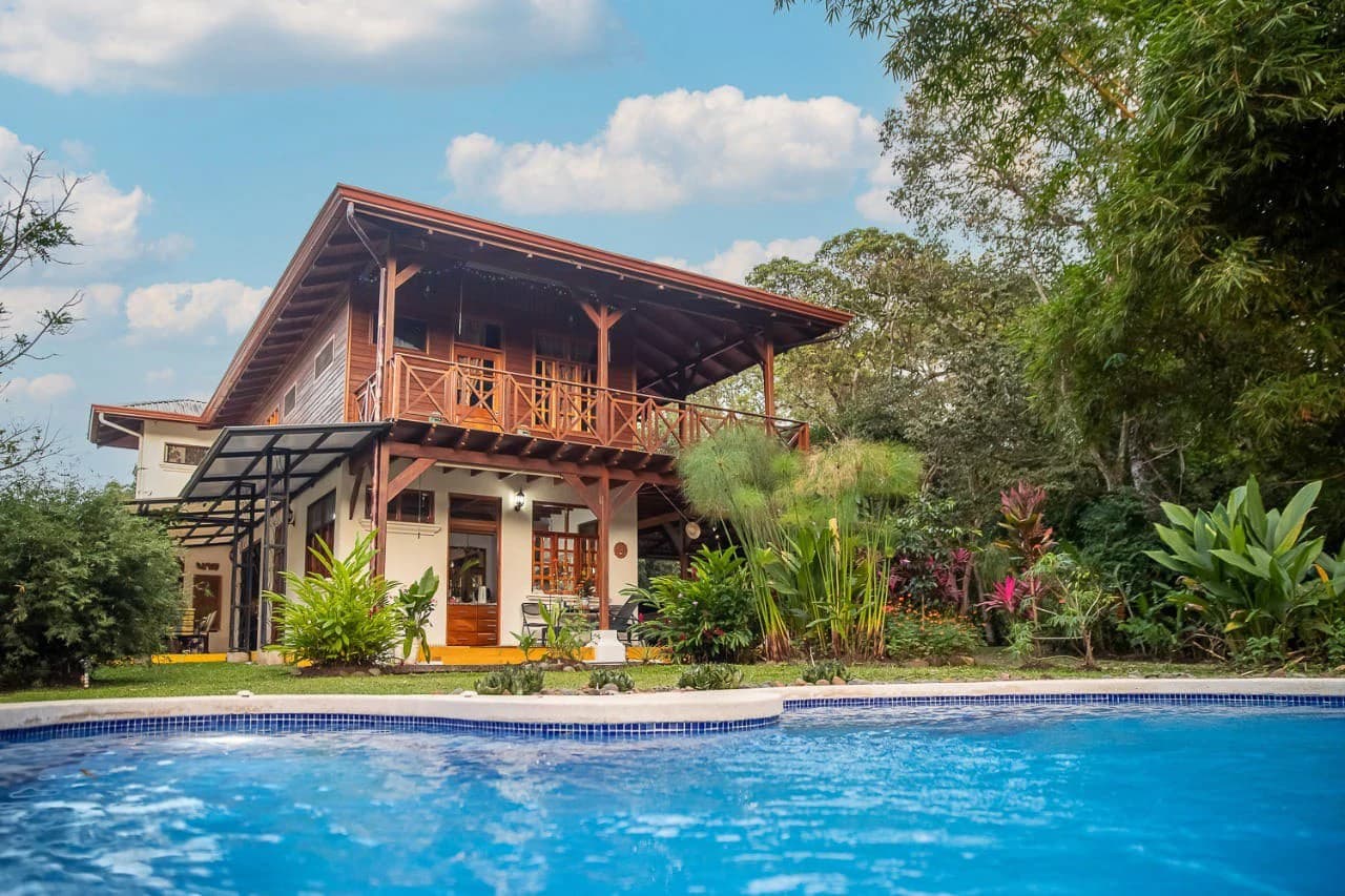 Finca Bambu: DEAL! Unique Luxury Chalet, Guest house and Pool! - photo 7