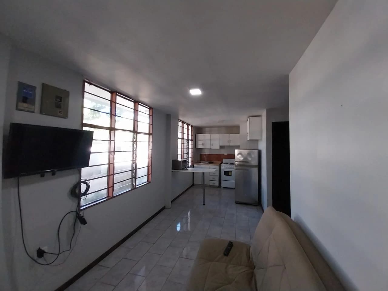 RC-140: Investment Opportunity – Apartment Building in Comunidad Guanacaste - photo 8