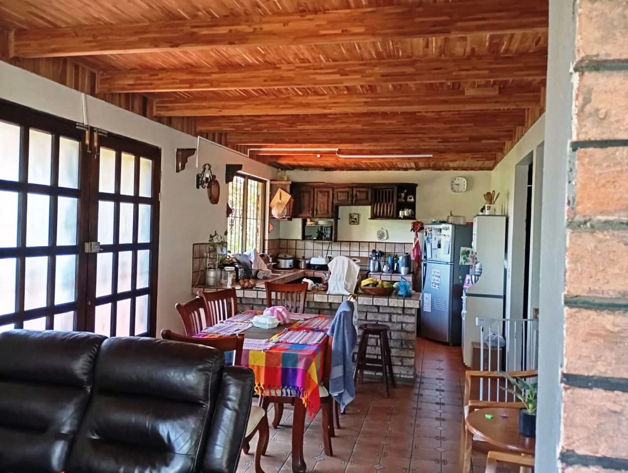 Casa Naranjo: Great Home on Large Quiet Lot - photo 7