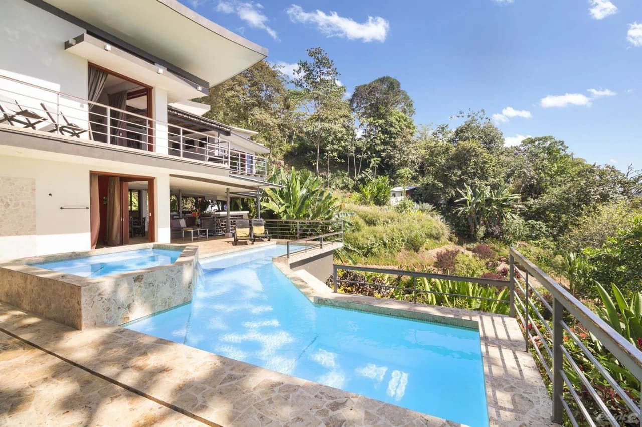 Casa Thai: Ocean View Villa in Uvita with Proven Airbnb Income and Luxury Tropical Living - photo 3
