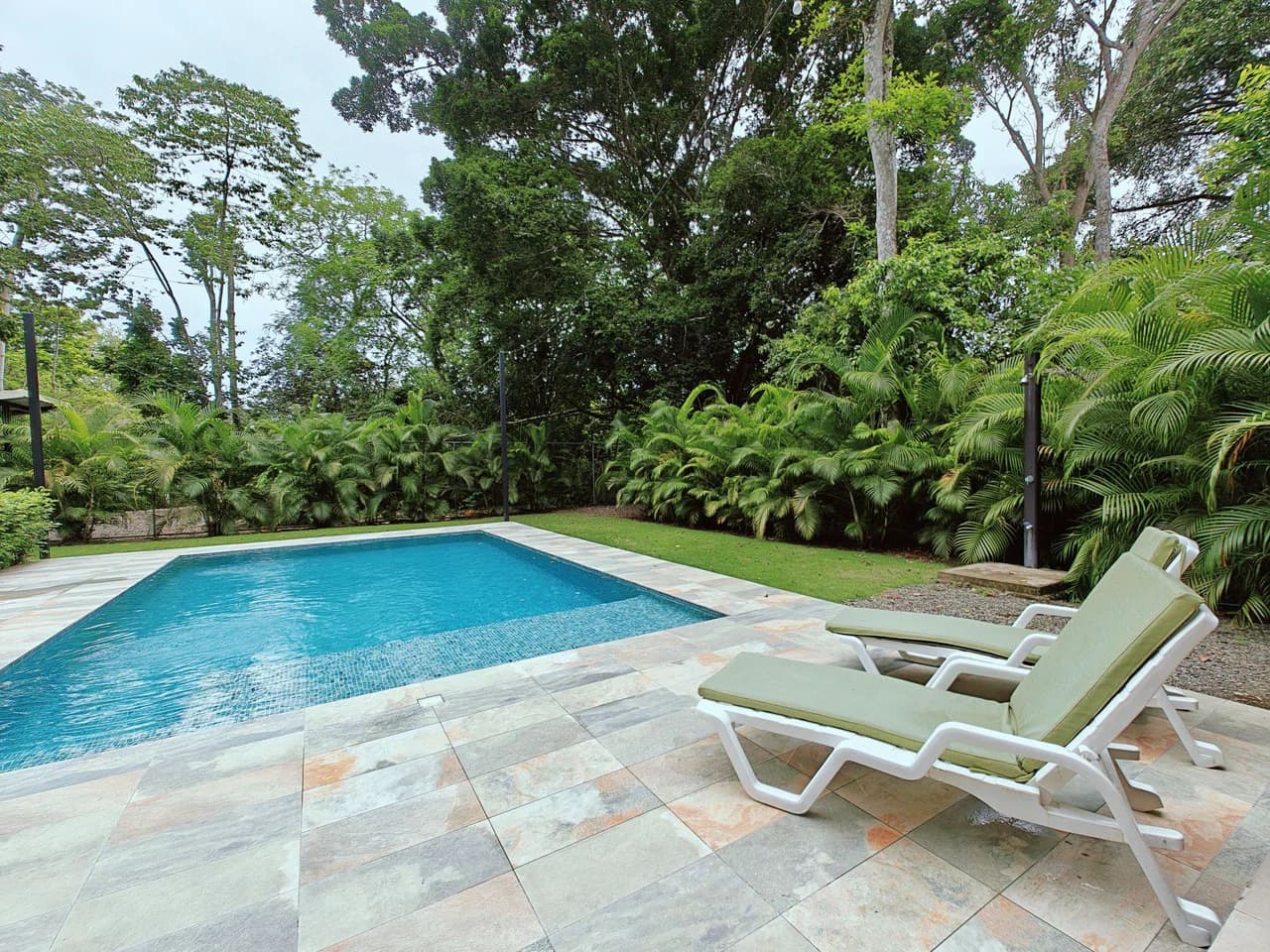 ID 751: Turn-Key Villa with Proven Income Near Cahuita National Park – Main House, Casita, and Stunning Pool on Over Half an Acre - photo 32