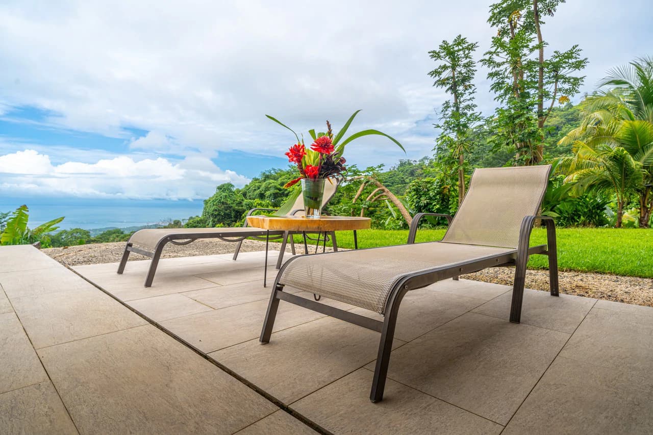 Luxury Ocean View Retreat Overlooking the Whale’s Tail – Proven Rental in Gated Enclave - photo 20