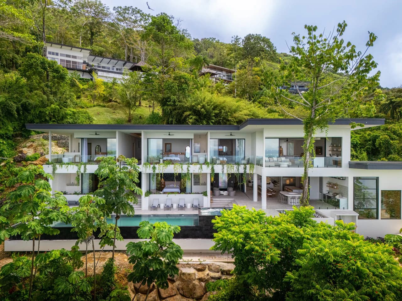 Acqua Blu: Mountain House For Sale in Escaleras - photo 9