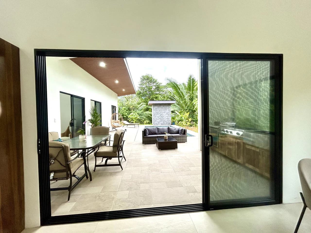Casa Jardines: Brand new house with pool - photo 11