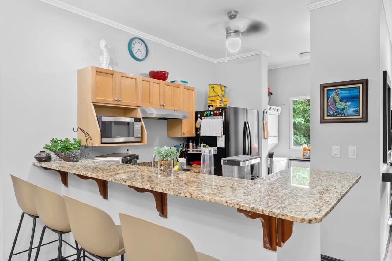 Surfside Tower 301: Third-Floor Condo Just Steps from the beach - photo 7