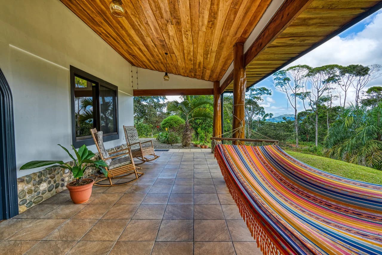 5 Bedroom Mountain Retreat Minutes from the Beach Platanillo Costa Rica - photo 56