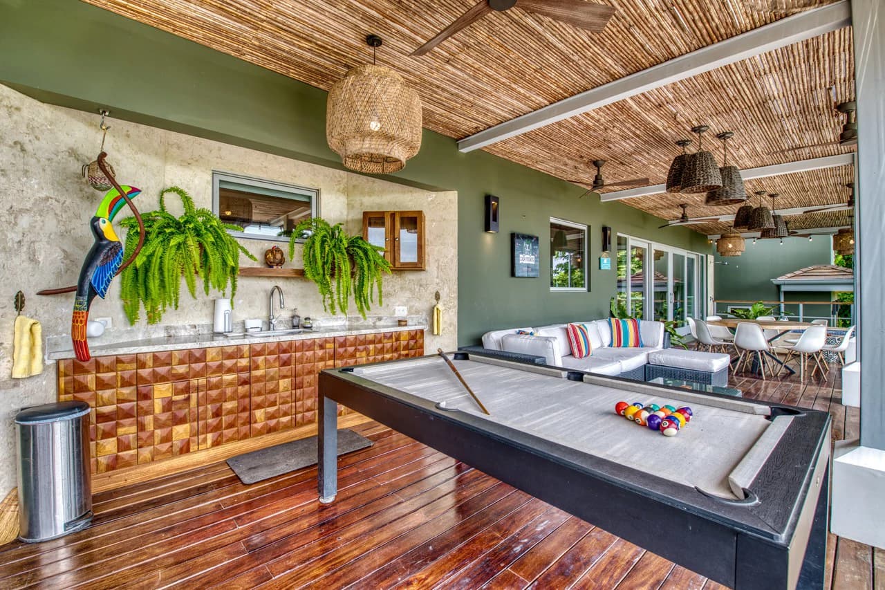 Casa Pochote: Artisan Luxury Villa Near Tamarindo | Pool, Jacuzzi & Langosta Beach Club Membership Included - photo 45