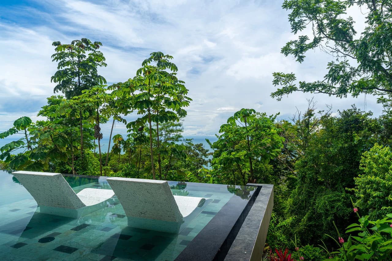 Acqua Blu: Mountain House For Sale in Escaleras - photo 90