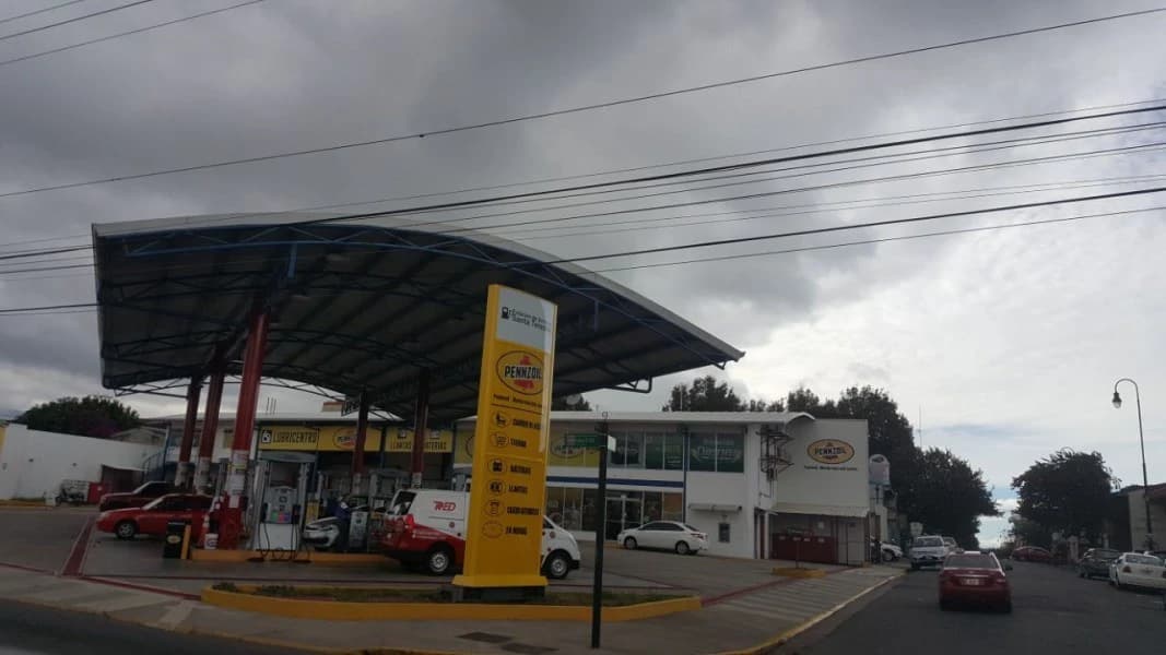 GAS STATION - photo 5