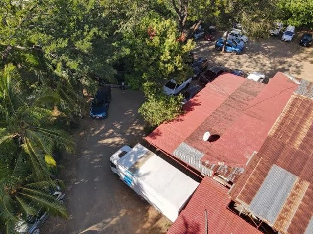 Private titled Beachfront Property for sale in best prime position, previously used as a 20-room hotel and camping side, directly in front of the most beautiful Conchal Beach - photo 2