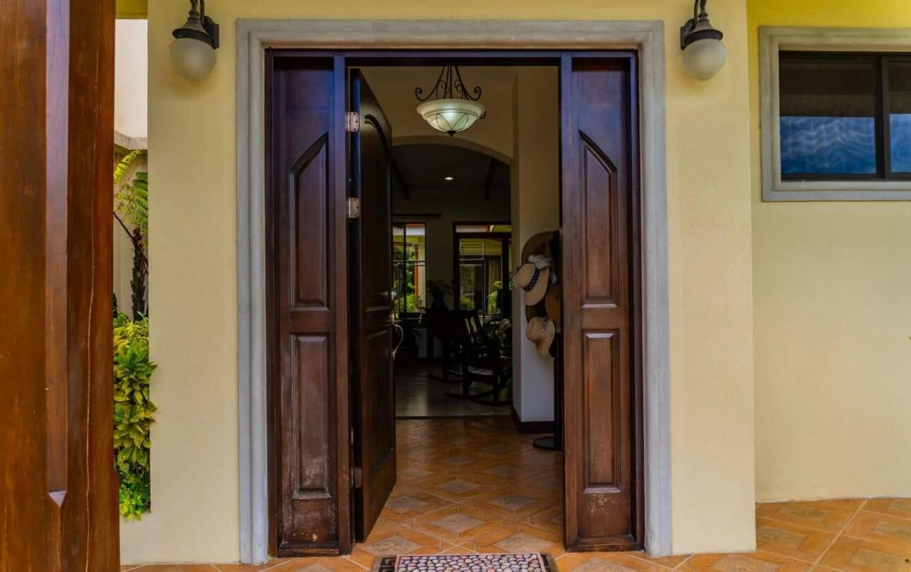 House For Sale in Curubandé - photo 4