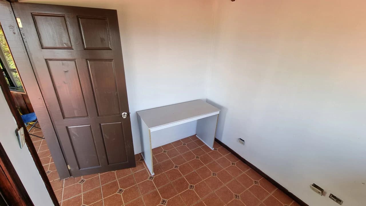 CASA SANTA ELENA: BEAUTIFUL HOUSE FOR SALE, WITH AMAZING VIEWS, 4 BDRM IN THE HEART OF SANTA ELENA - photo 5