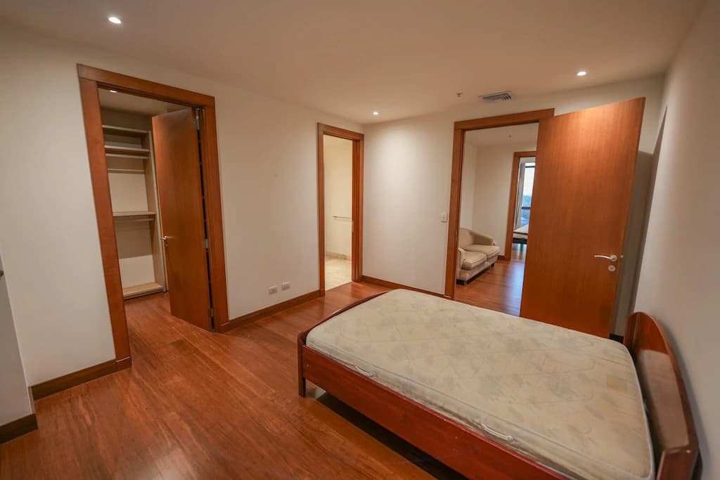 Apartment For Sale in La Sabana - photo 14