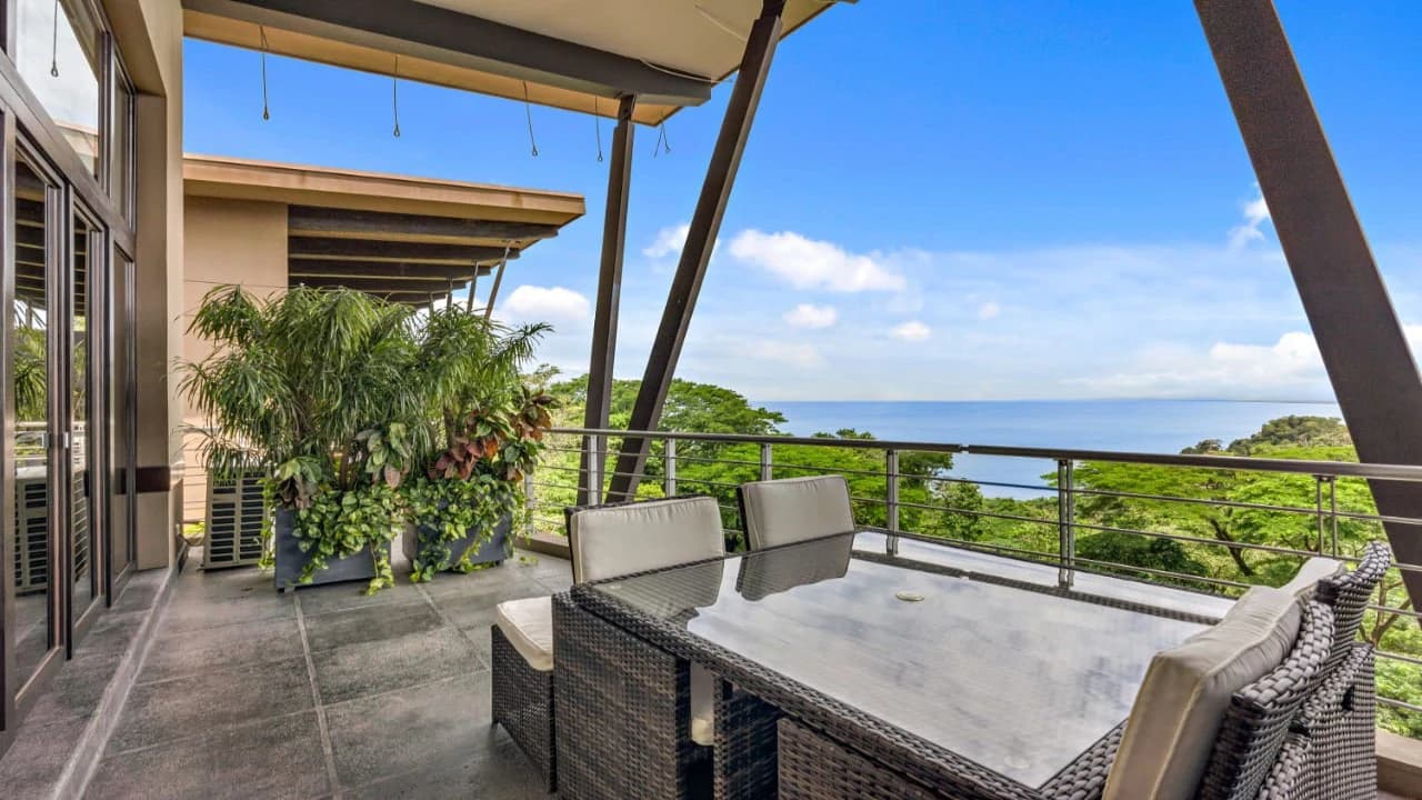 Panoramic Condos 26A: Live in the number one luxury development with private beach in the national reserve of Manuel Antonio