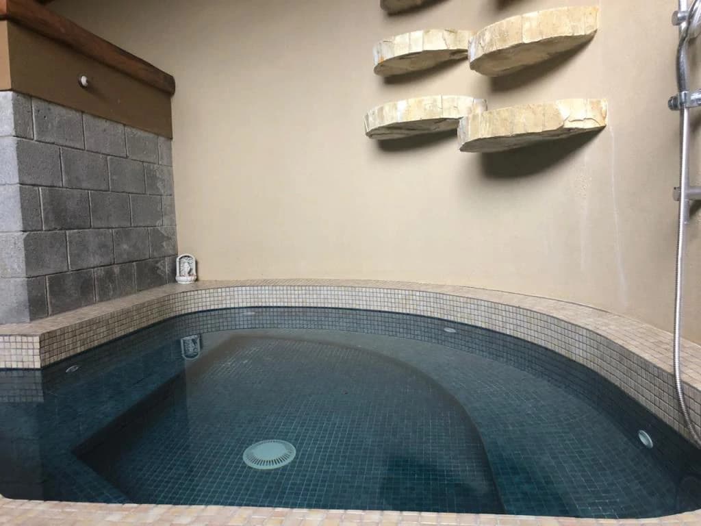 Beautiful Mountain Property for Sale in the Tourist Area of Miravalles, Currently Rented and Operating as a Restaurant – Excellent Investment Opportunity - photo 27