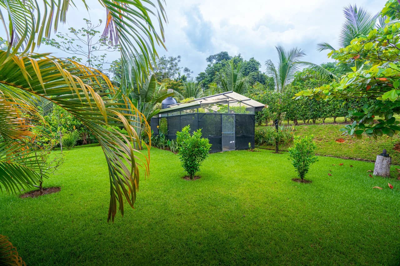 Outstanding Garden Treasure in Ojochal, Modern 4 bedroom on 1 acre - photo 24