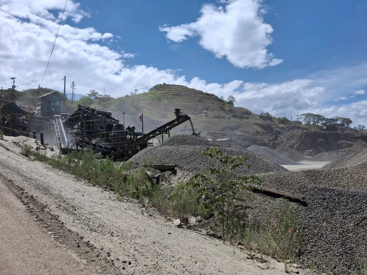 Large-Scale Investment: 108 ha. Industrial Rock Quarry & Diversified Investment Property - photo 8
