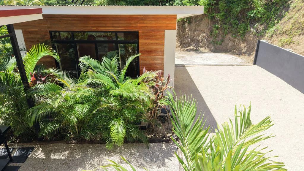 Casa Olli: Modern Property Within Walking Distance of Buenavista Beach - Samara - photo 9