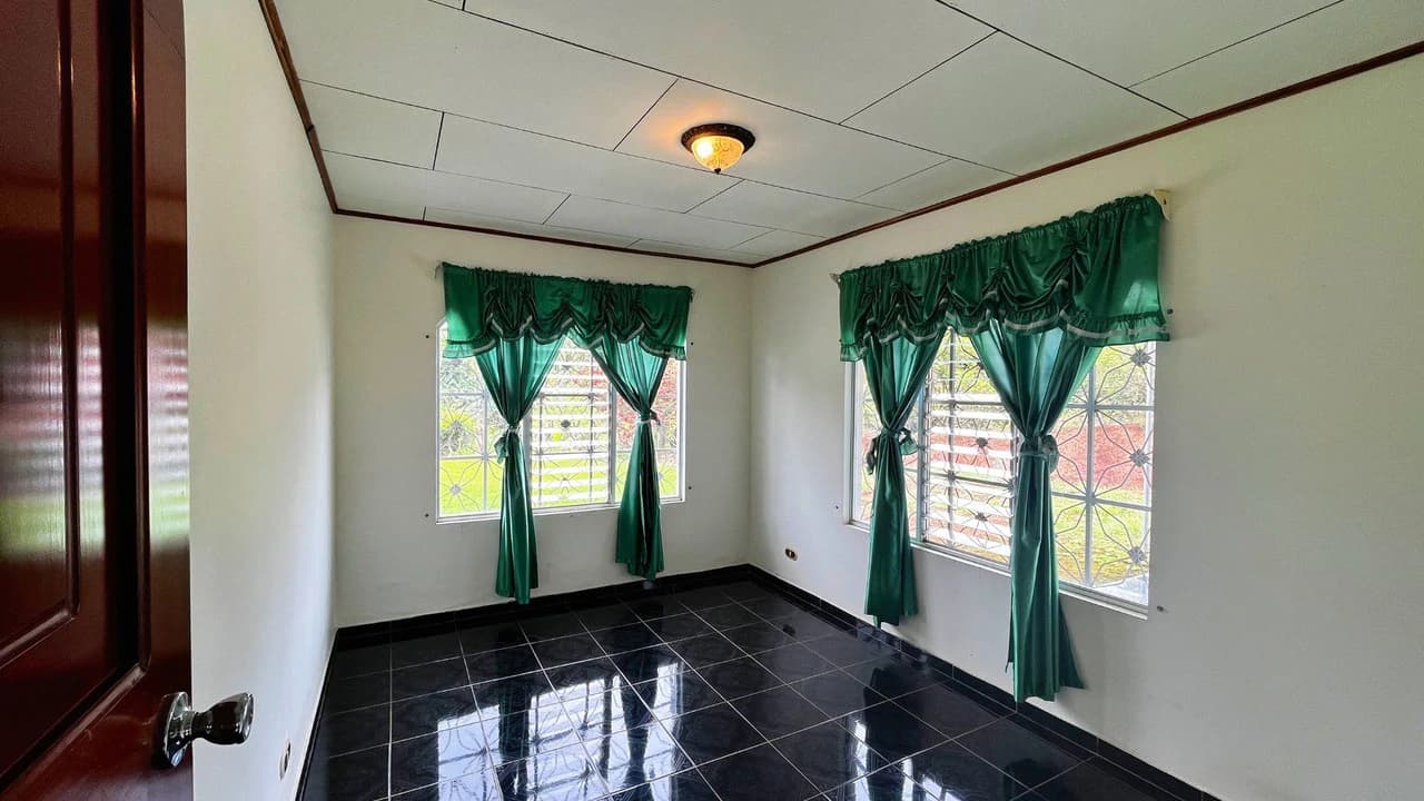 Countryside House For Sale in Cajon - photo 4