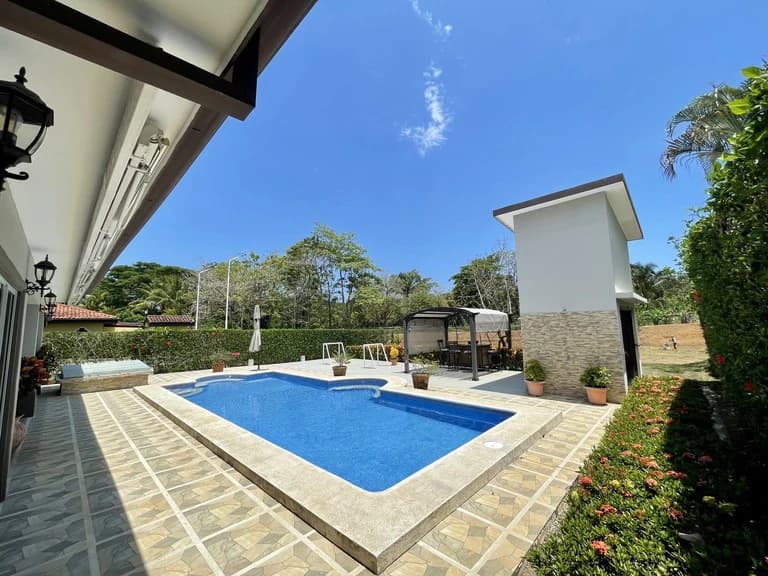 Casa Eight: Beach is my style! Playa Bejuco, Puntarenas, Costa del Sol. Fully Remodeled Tropical Sanctuary - photo 15
