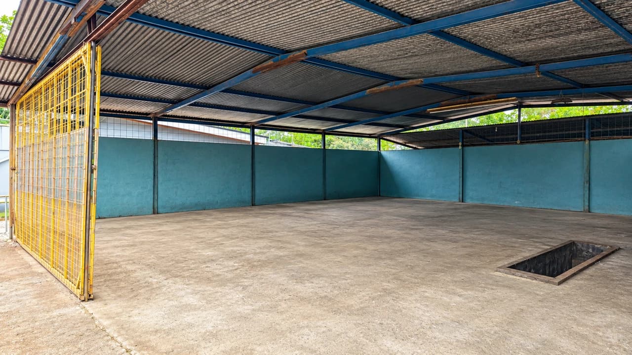 Countryside Warehouse For Sale in Cajón - photo 2