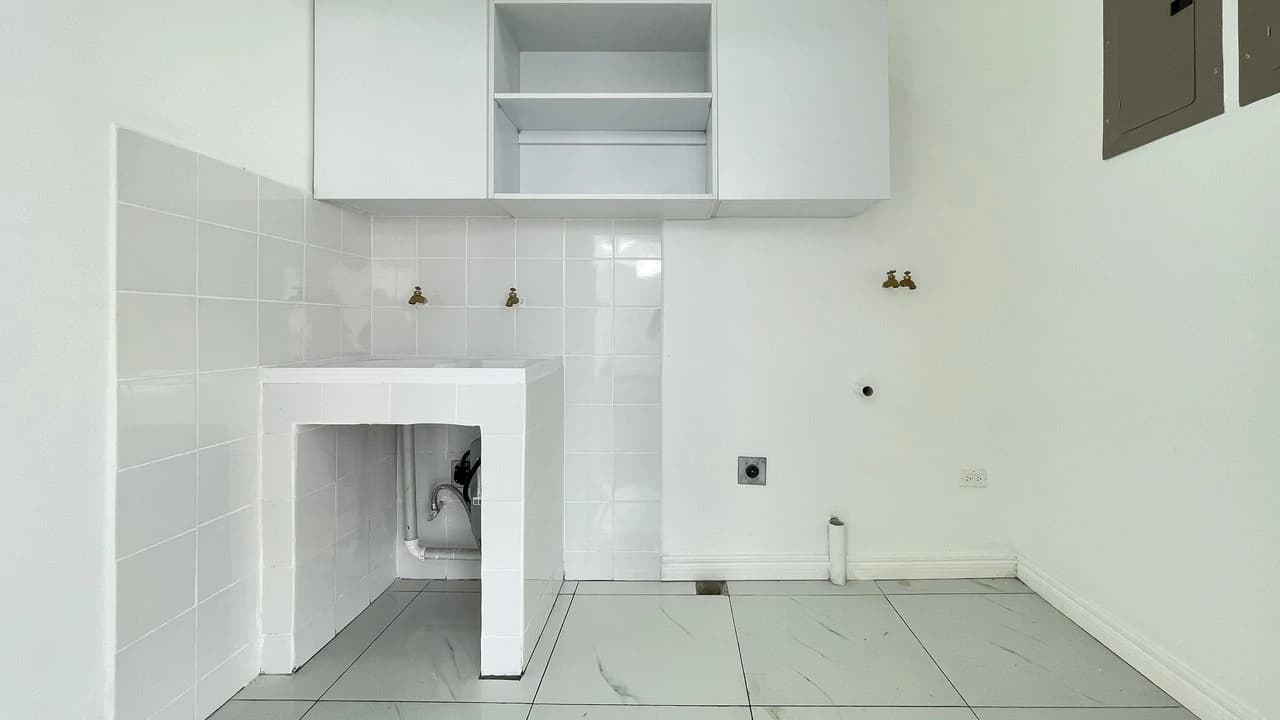Brand-New Home for Sale in Condominio Montezuma, Grecia – 3 Bedrooms, Home Office & Private Garden - photo 16