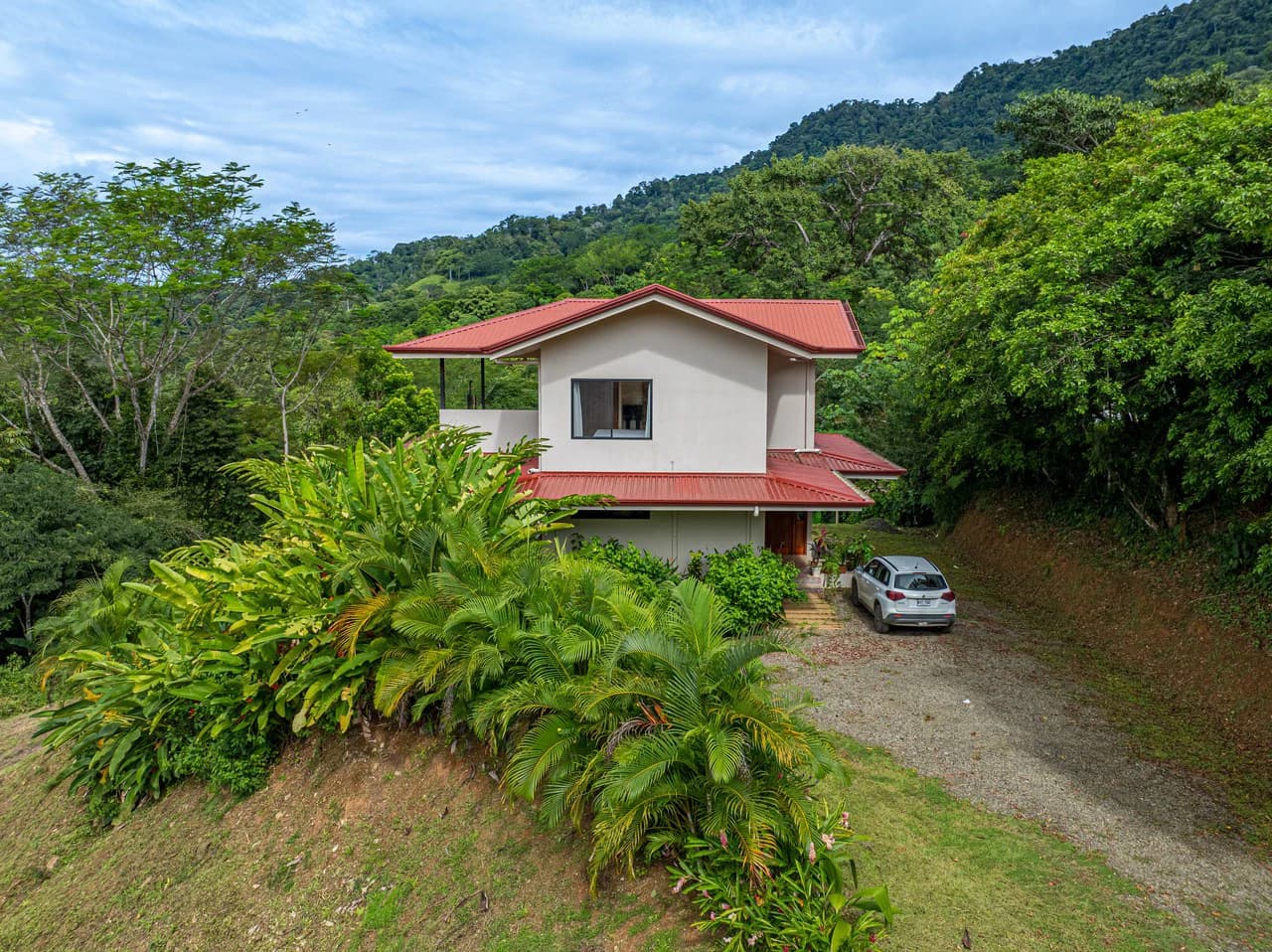 Ocean View Home with Cano Island And Whale Tail Views | San Josecito: Mountain House For Sale in Ojochal - photo 12