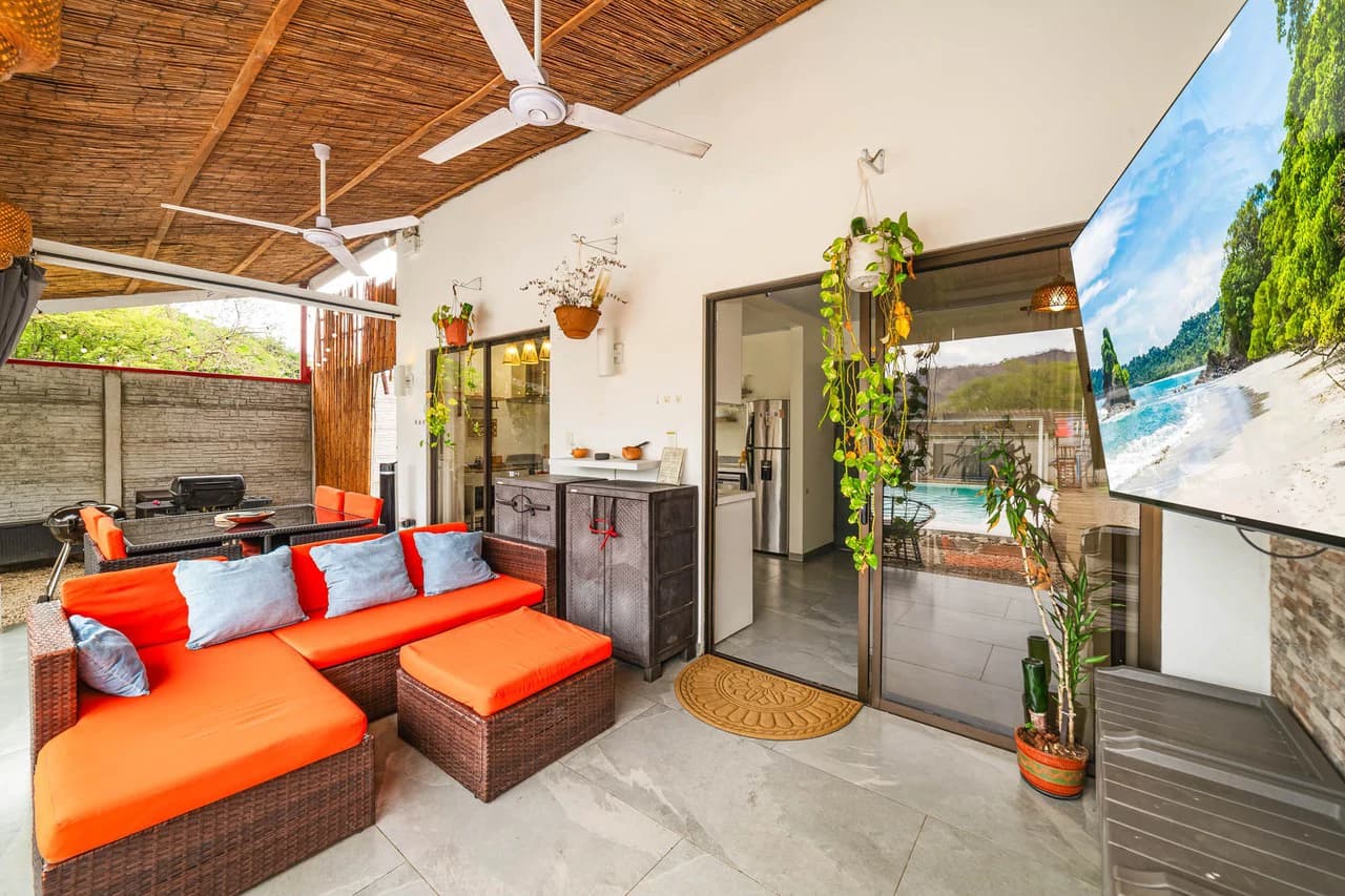 Casa Diria: Peaceful Turnkey 2BR Near Beaches - photo 17