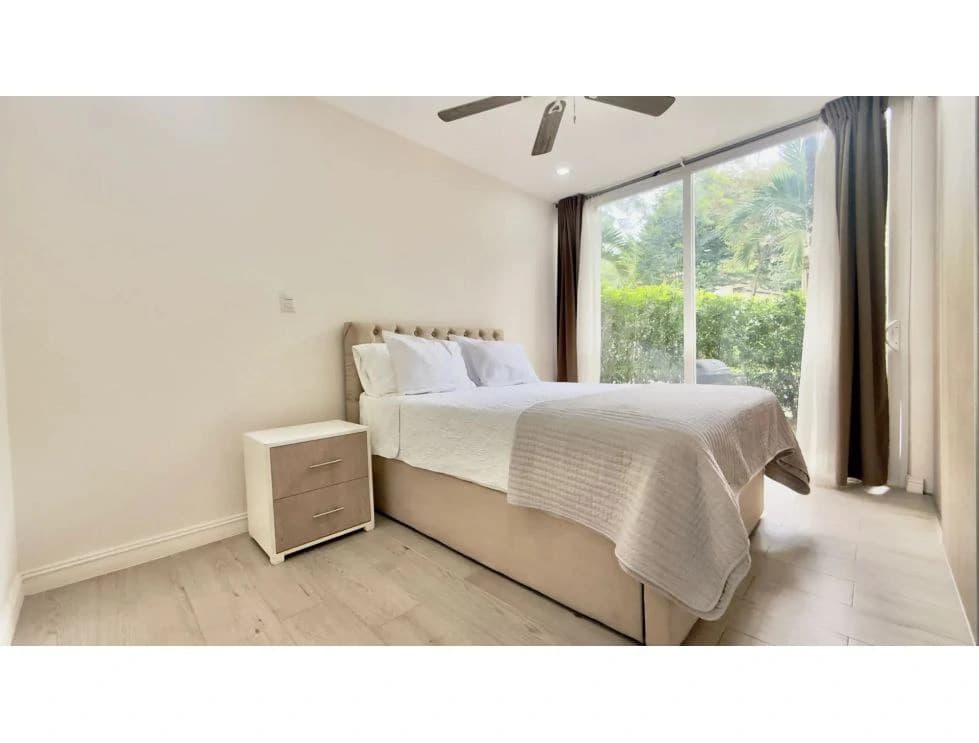 Luxury Apartment in Herradura: 2 Bedrooms, Balcony, and Pool Access - photo 16