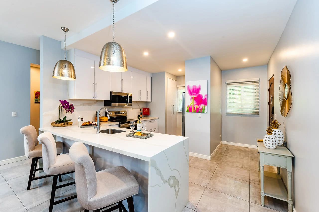 Surfside Place 6: Renovated Beachside Condo in Surfside Potrero – Prime Location with Pool & Resort-Style Amenities - photo 3