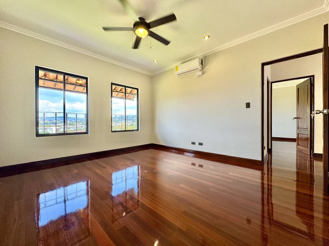 Cerro Alto Venta de Casa de Lujo con Maravillosas Vistas: Cerro Alto Luxury Home for Sale with Breathtaking Views - photo 13