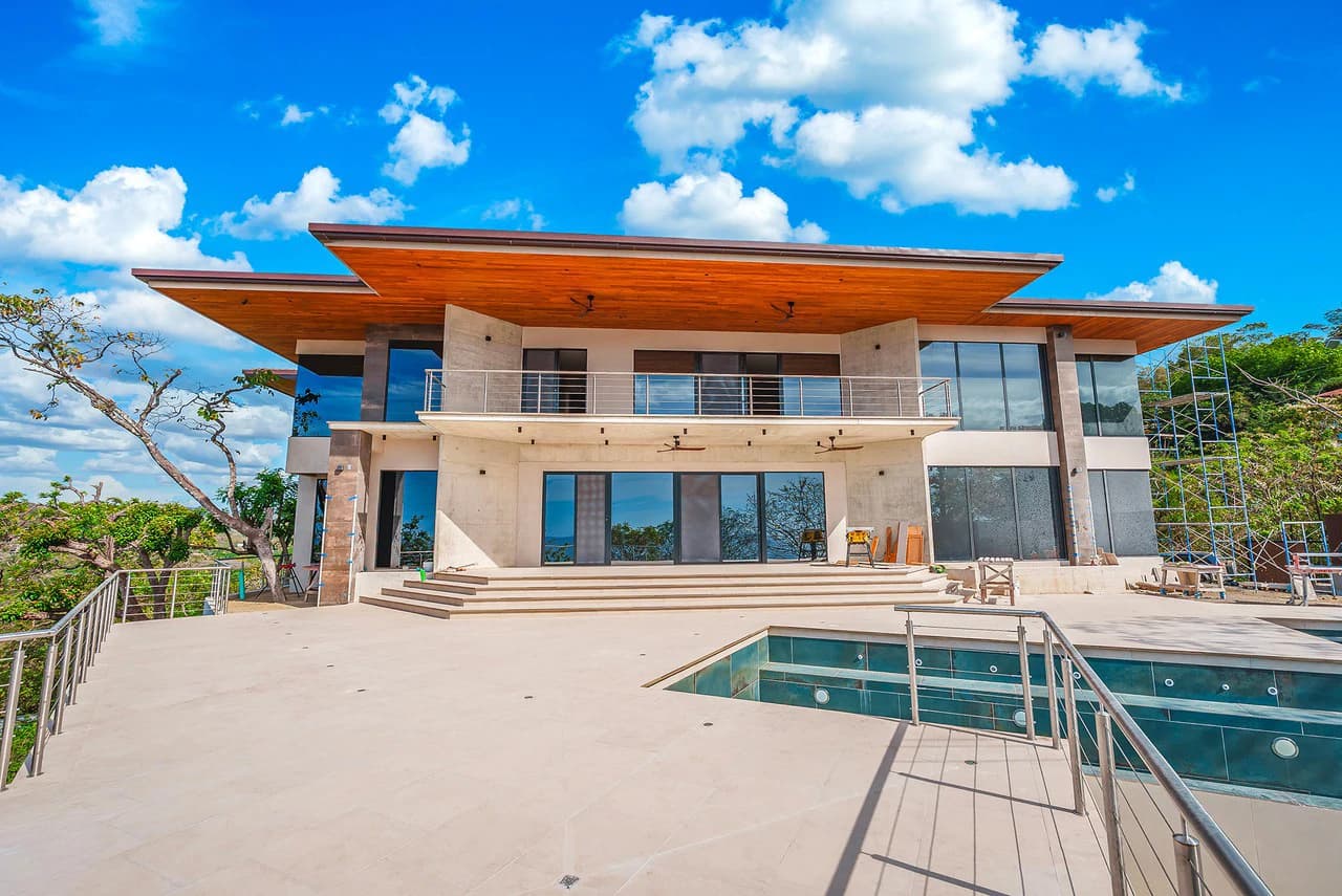 El Palacete Flamingo: 7BR Luxury Home with Vast Ocean Views - photo 29