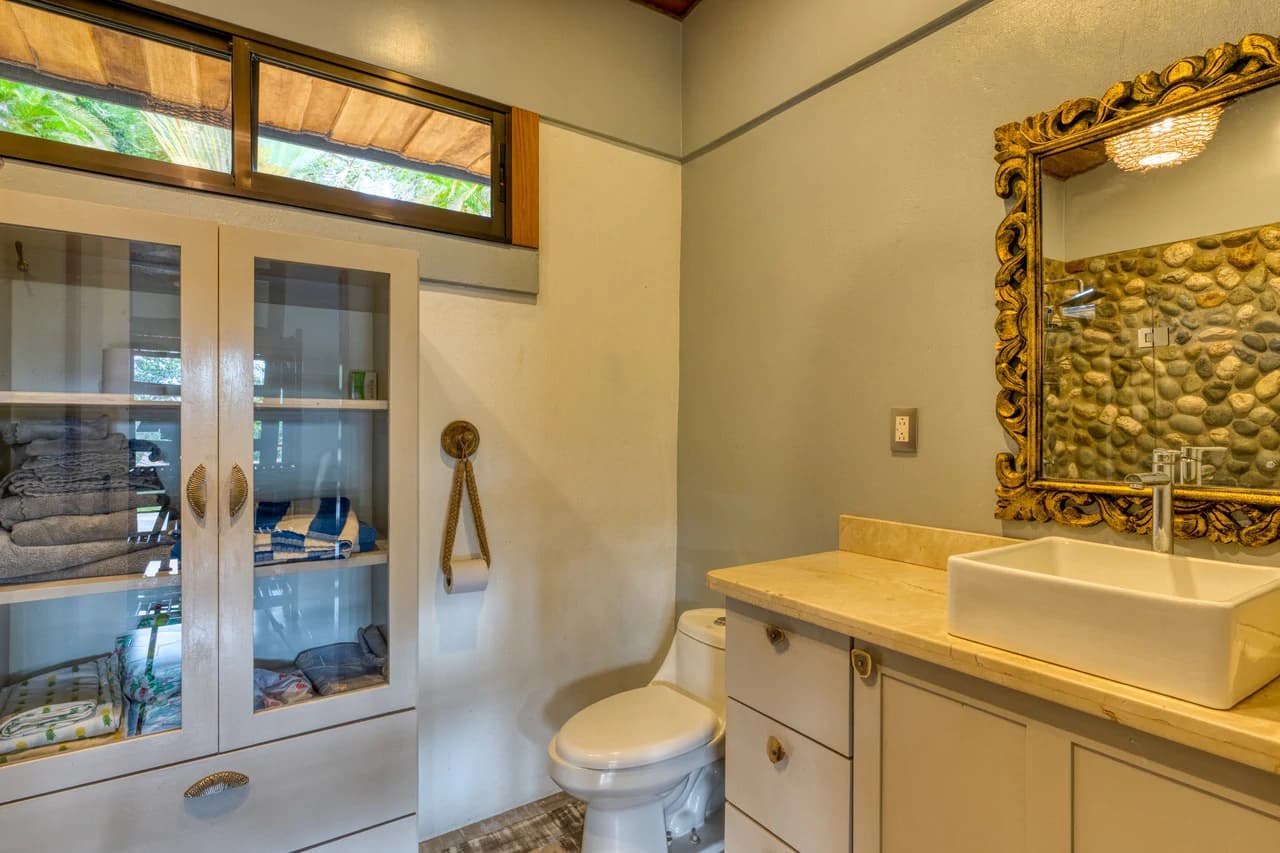 5 Bedroom Mountain Retreat Minutes from the Beach Platanillo Costa Rica - photo 69