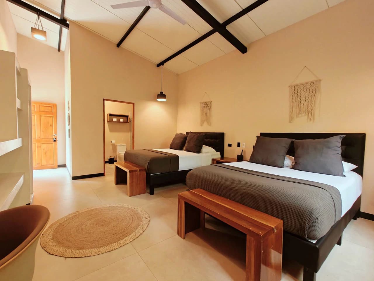 ID 751: Turn-Key Villa with Proven Income Near Cahuita National Park – Main House, Casita, and Stunning Pool on Over Half an Acre - photo 27