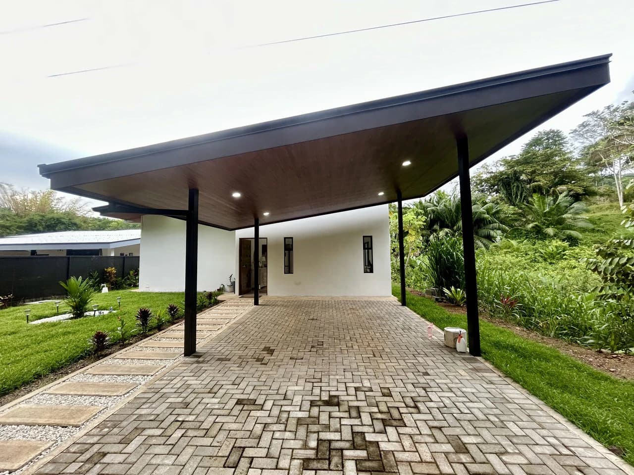 Casa Jardines: Brand new house with pool - photo 19
