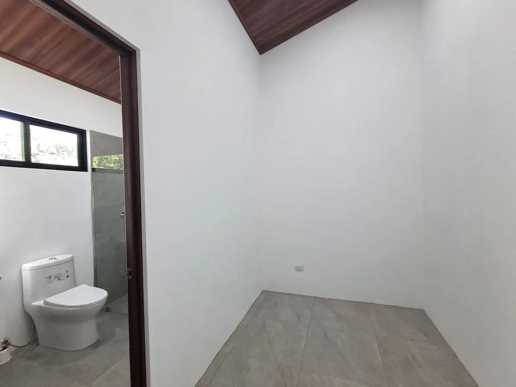 Casa Luz: Brand-New Home in the Gated Community of Loma Verde - Carrillo - photo 20