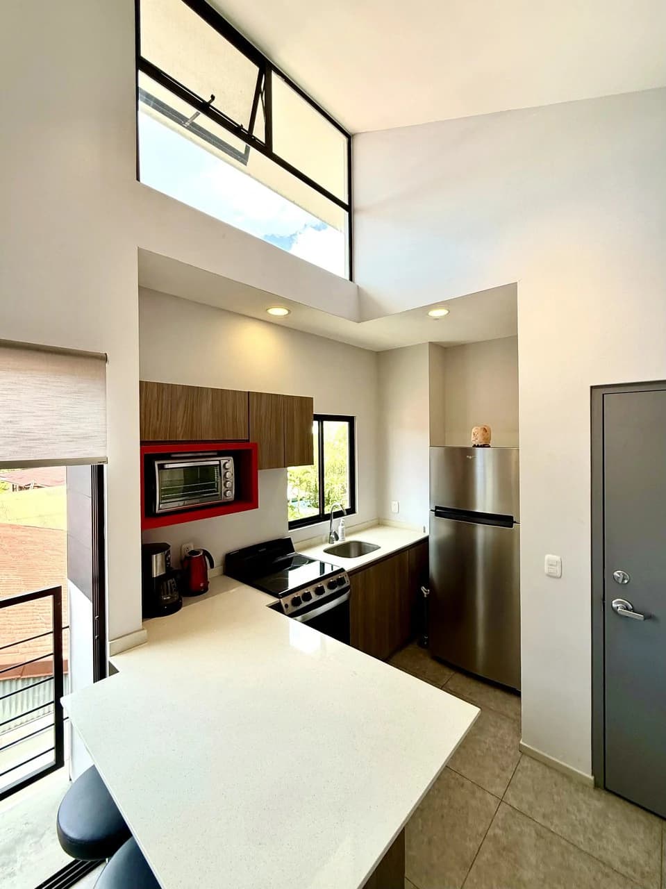 San Pedro Condo: Urban Sunset Loft - Modern Furnished 2 Bedroom Condo for Sale in San Pedro, San José - photo 9
