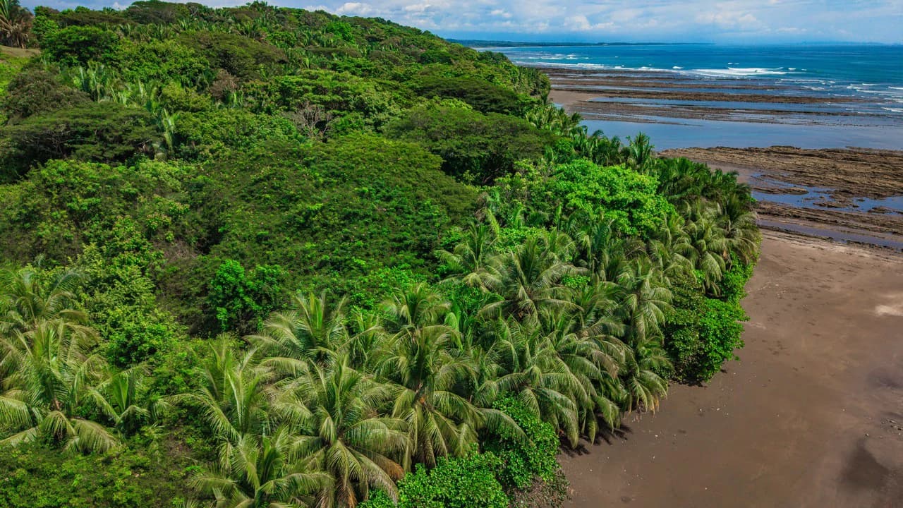 4,850 Acre Beachfront Legacy Ranch Esterillos Central Pacific Coast - photo 18