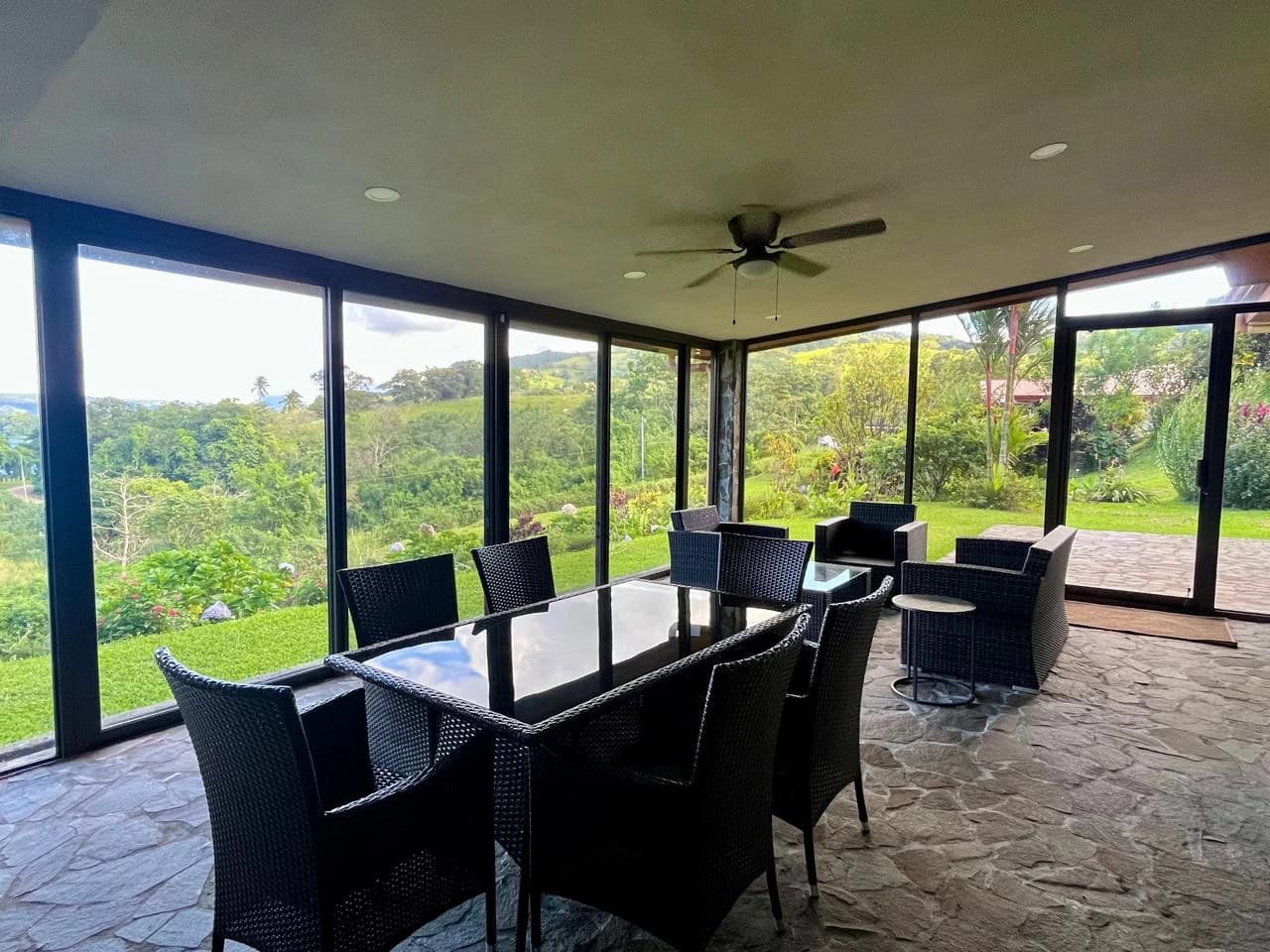 VISTAS DEL VOLCAN - photo 19