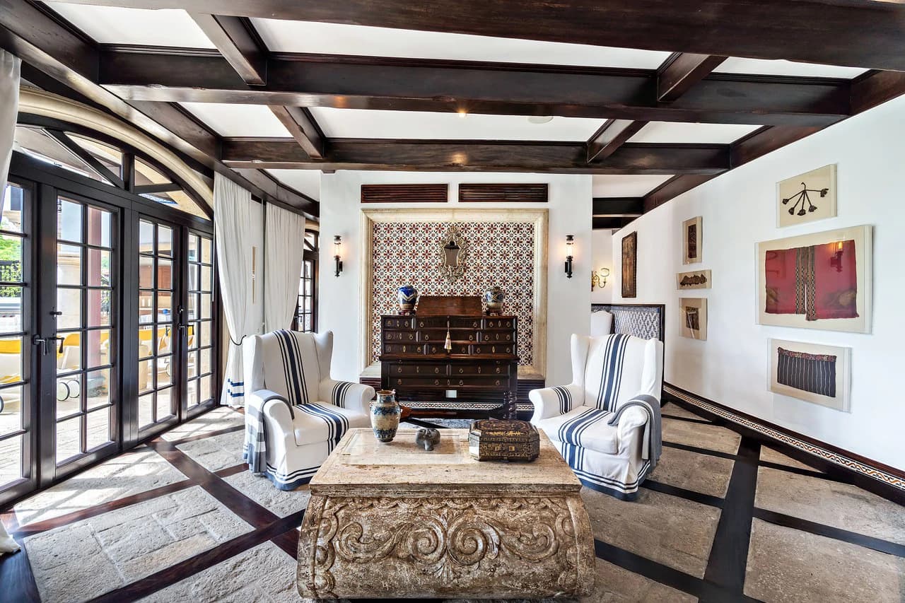 27 Cartagena: Unique Luxury Beachfront Home - photo 10