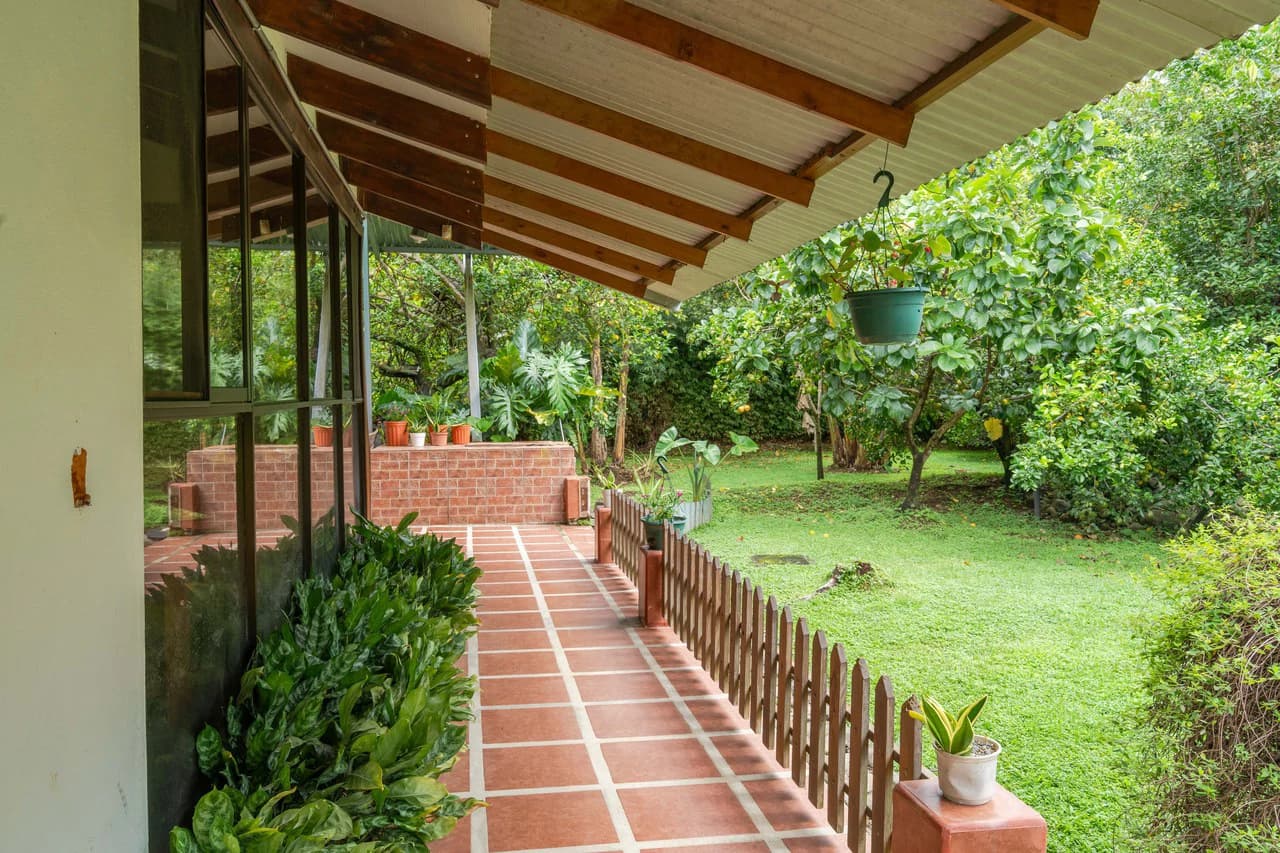 Matapalo gated home, 5 minutes from beach - photo 19