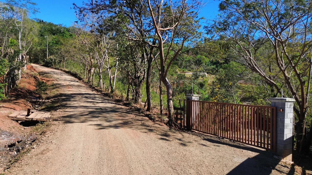 Finca Martine: 3 Platforms, Ready to Build - photo 2